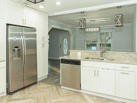 Foto del edificio - 1105 Rhonda Dr