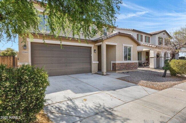 Foto del edificio - 19566 N Crestview Ln