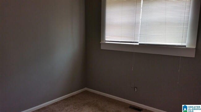 Building Photo - Bright & Spacious 3BR/2BA Home for Rent