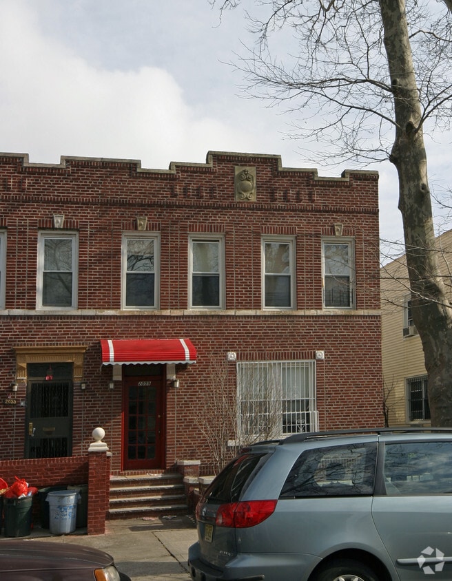 Primary Photo - 2059 Bay Ridge Ave