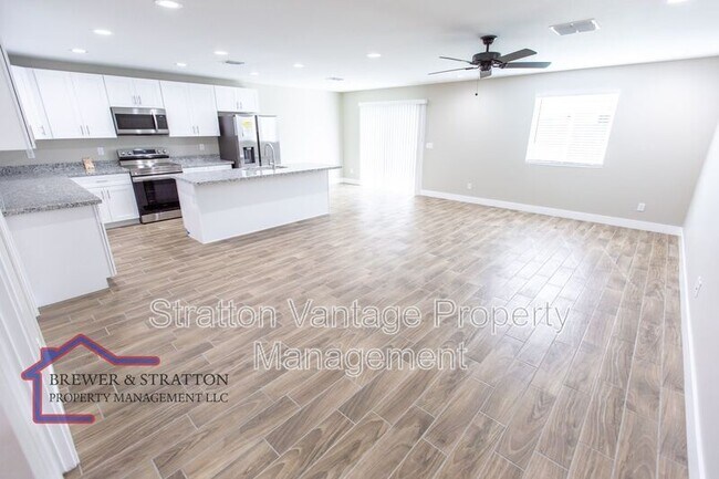 Building Photo - 5730 S 12th Ln