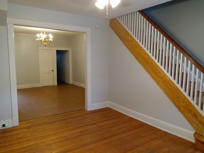 Foto del edificio - 2315 N Rosedale St