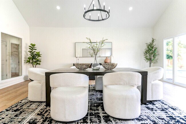 Foto del edificio - 11618 Lakeside Pl Dr