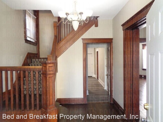 Building Photo - 4 br, 1 bath House - 810 Sunset Avenue,