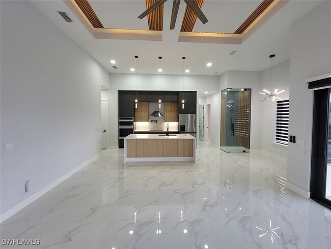 Foto del edificio - 327 NE 9th Terrace