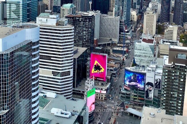 Photo du bâtiment - 197 Yonge St