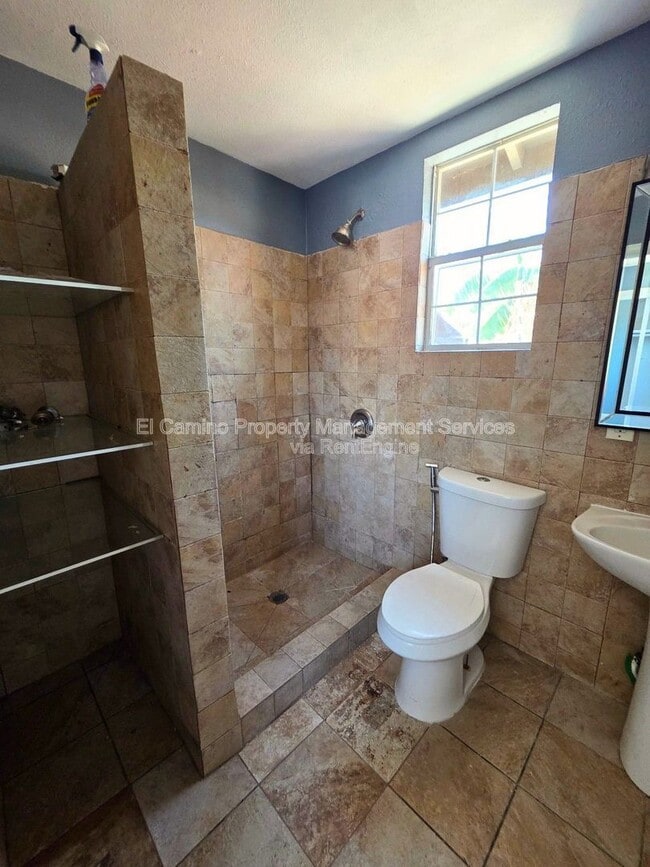 Photo - 6010 Greenwood Avenue Apartment