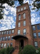 Building Photo - 400 Mills Ave