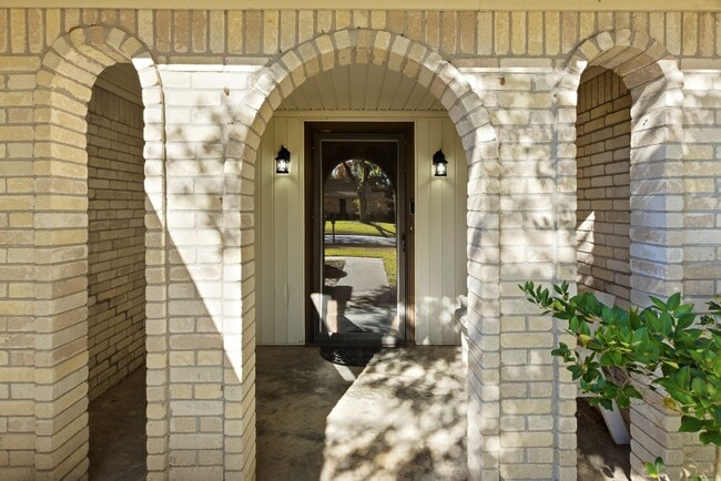 Foto del edificio - 3721 Avenue R