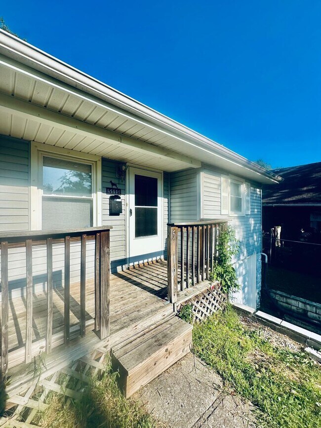 Building Photo - ***1/2 OFF FIRST MONTH’S RENT***Midtown 3 Bedroom 1 Bath Home For Rent