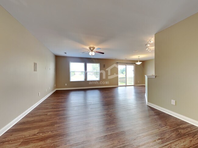 Building Photo - 319 Hennepin Drive