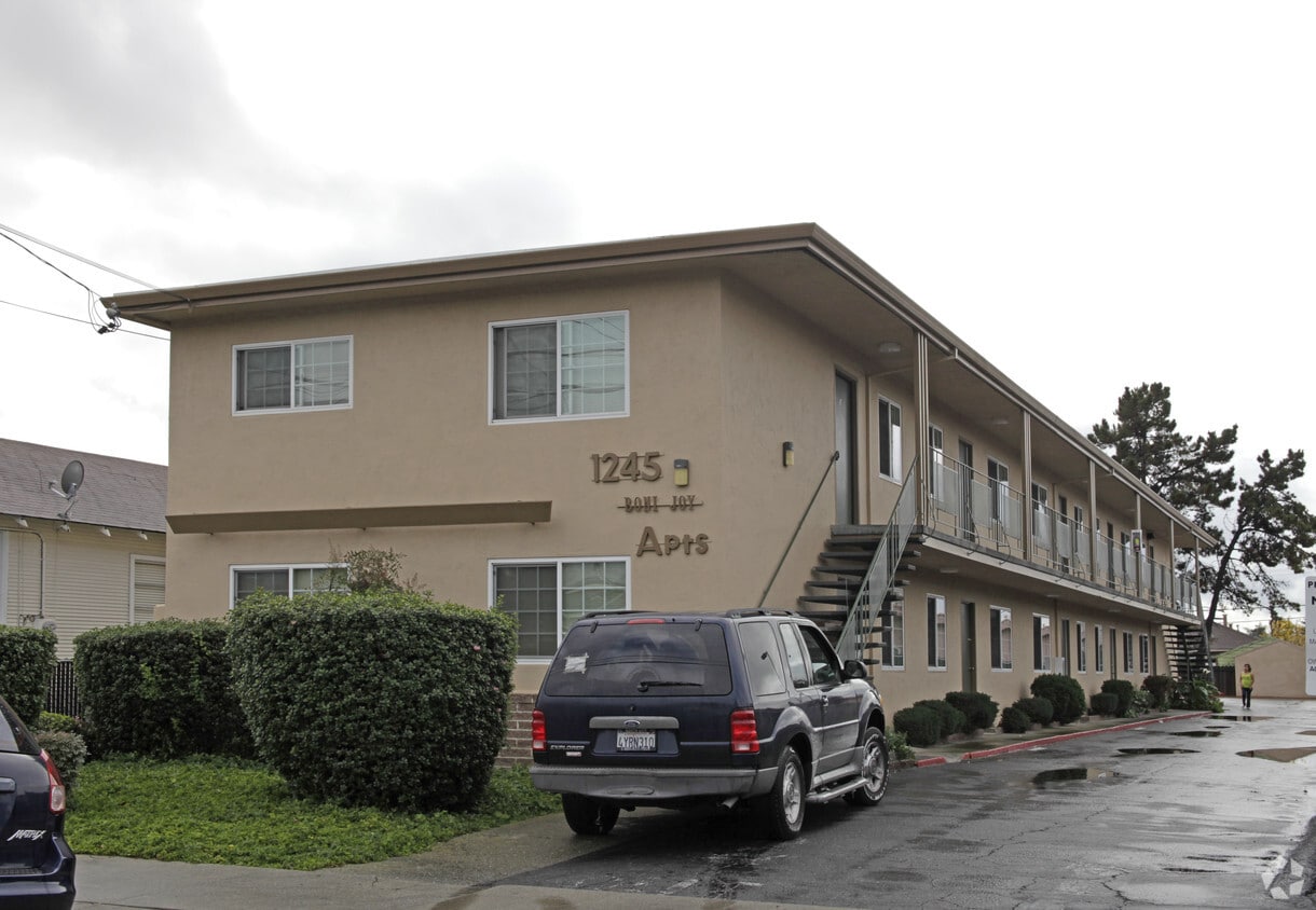 Pacific Apartments San Leandro
