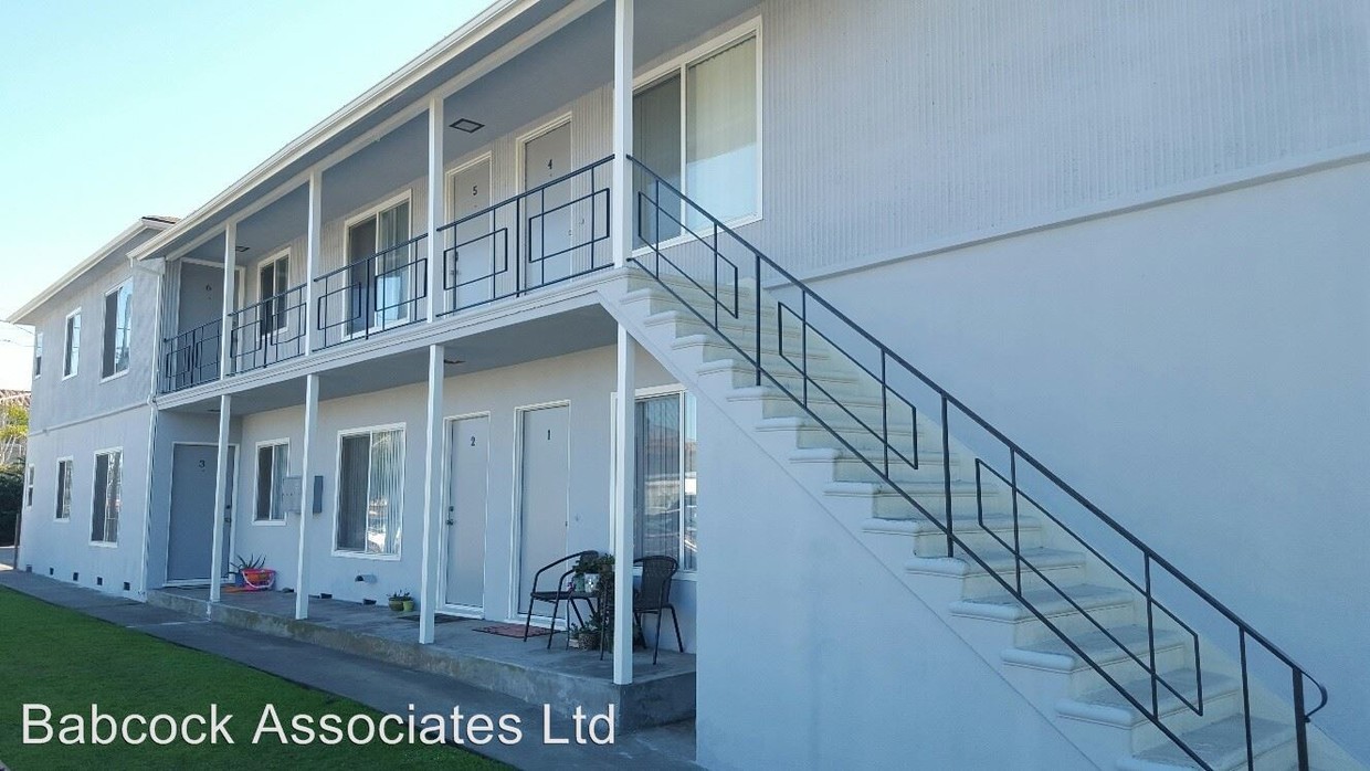 Building Photo - 2110 Aviation Way