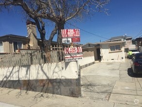 Building Photo - 4609 W 172nd St