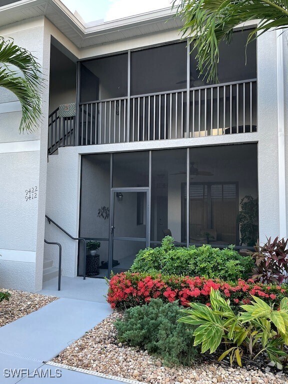 Building Photo - 10044 Siesta Bay Dr