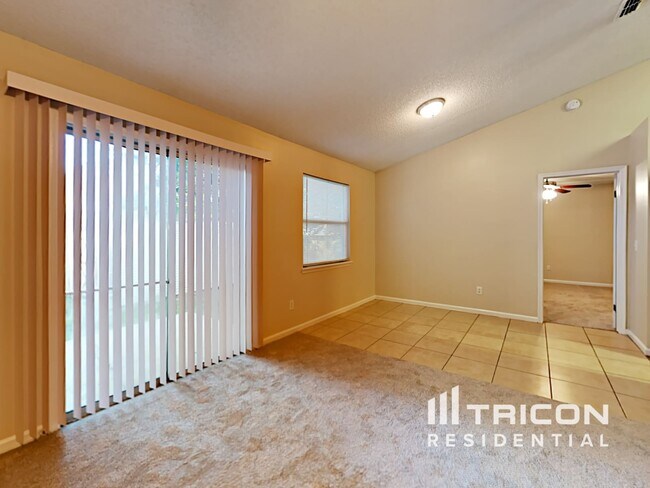 Building Photo - 2917 College Park Drive Middleburg FL