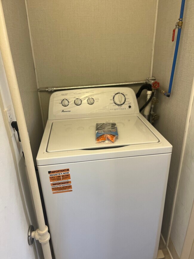 Building Photo - 508 New St