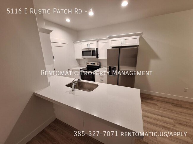 Foto del edificio - 5116 Rustic Patch Dr
