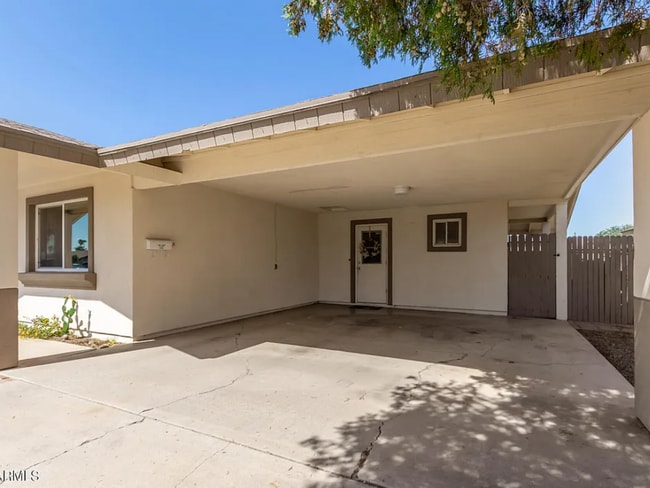Carport Parking Rental Mesa arizona - 222 W Ivyglen St