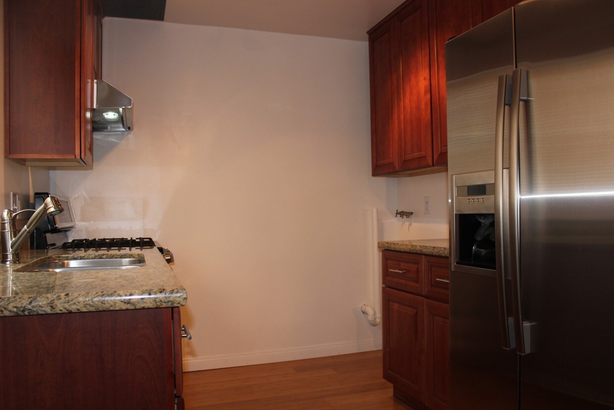 Foto del edificio - 1633 Rockwood St