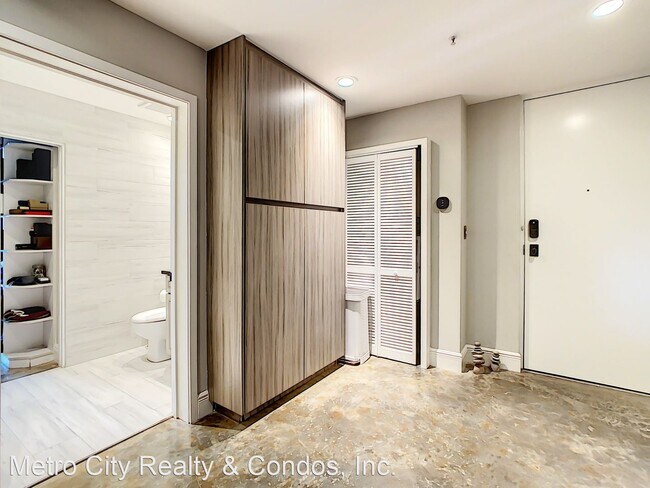 2 br, 2 bath House - 525 E Jackson St #608 photo'