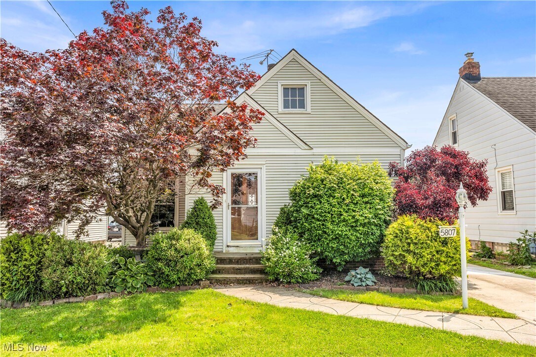 Primary Photo - 5807 Orchard Ave