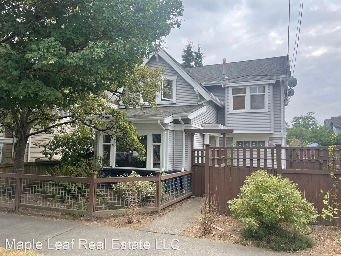 Primary Photo - 3 br, 2.5 bath House - 2409 E Yesler Way
