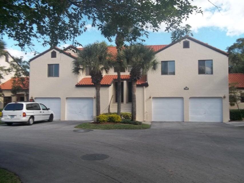 19 Via de Casas Sur, Boynton Beach, FL 33426 Townhome Rentals in