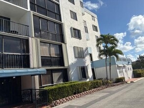 Building Photo - 5033 NW 7th St