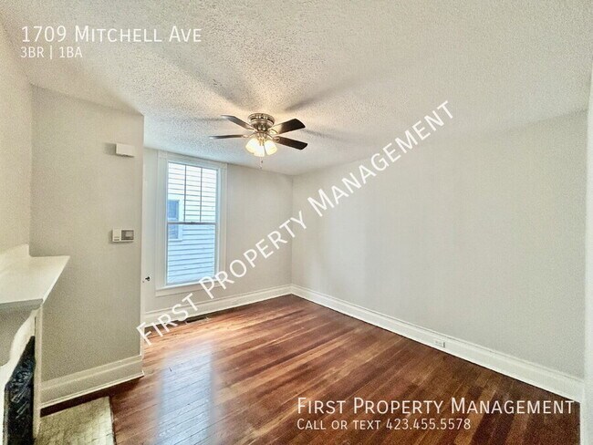 Foto del edificio - 1709 Mitchell Ave