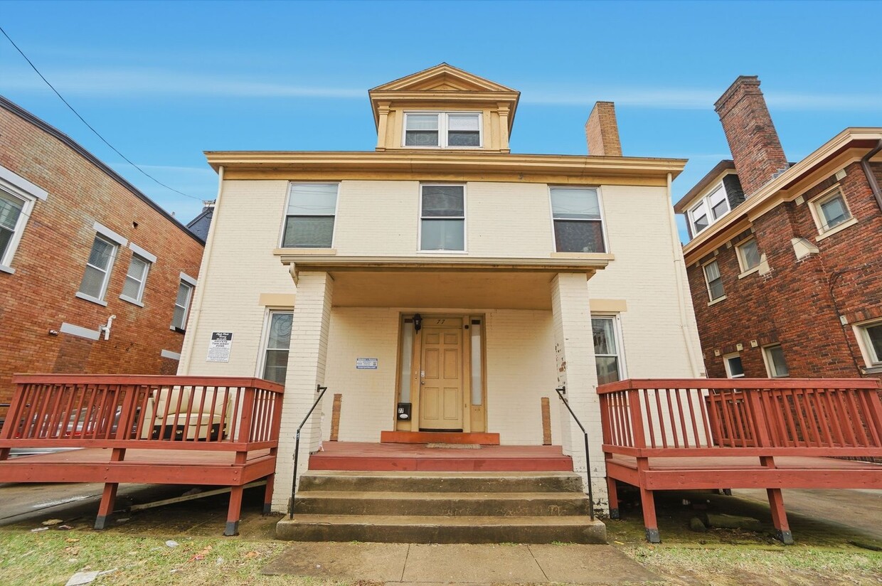 7 Bed/3 Bath Mins. from UC Campus $700/pp ($4,900/mo)! - 7 Bed/3 Bath Mins. from UC Campus $700/pp ($4,900/mo)!