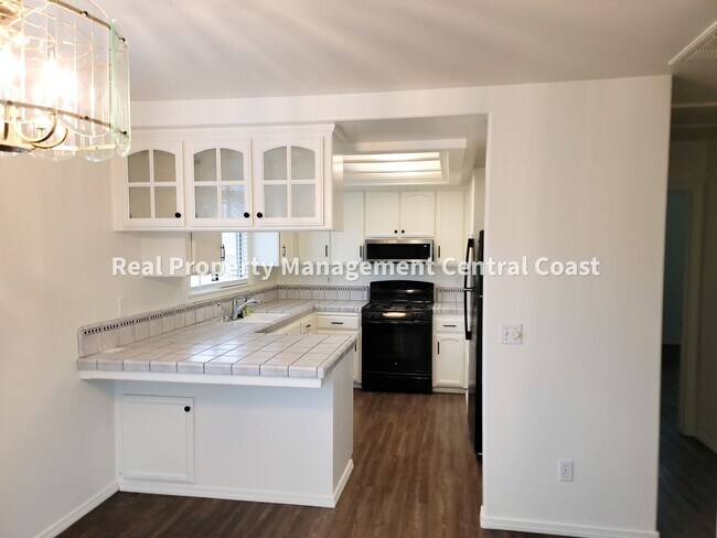 Building Photo - LEASE PENDING - 3 Bed, 2.5 Bath Grover Bea...