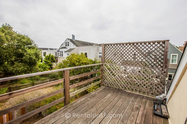 Building Photo - Charming, Spacious 1br in Inner Richmond!!!