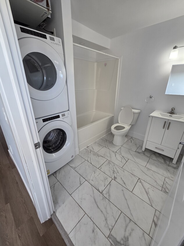 Building Photo - 25 Lynnett Rd