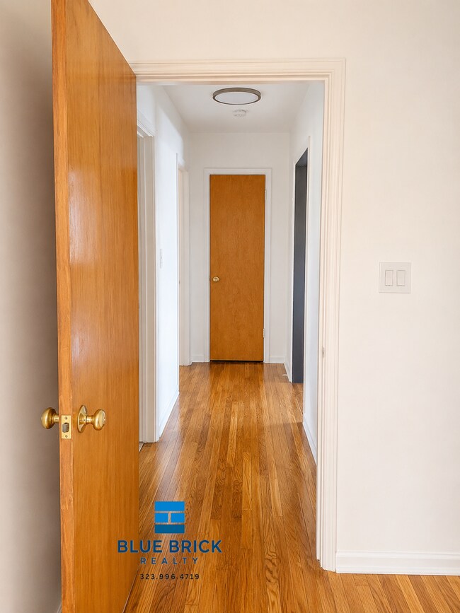 Foto del edificio - 3520 5th St