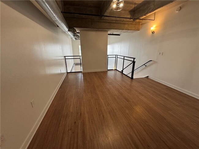 Building Photo - 260 18th St NW