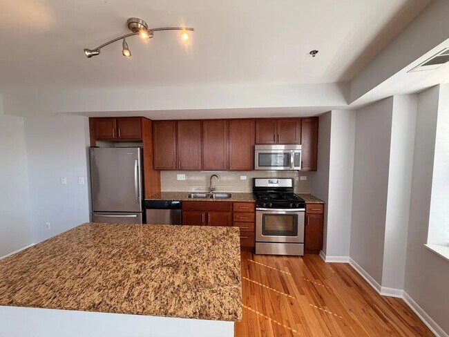 Foto del edificio - 1337 W Fargo Ave