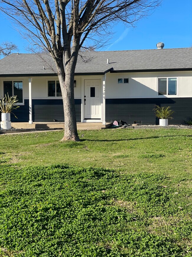 Building Photo - 5709 Angelina Ave