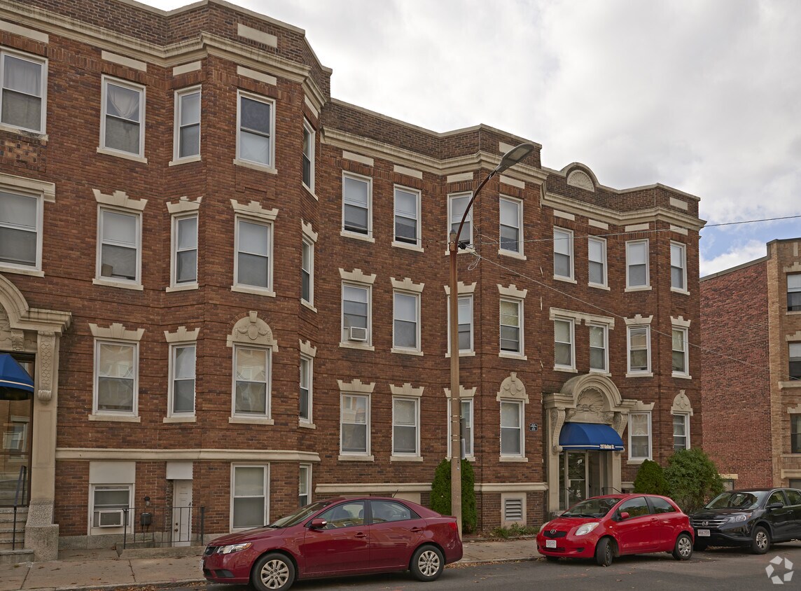 Building Photo - 217 Kelton St