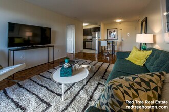 Building Photo - 175 Freeman St