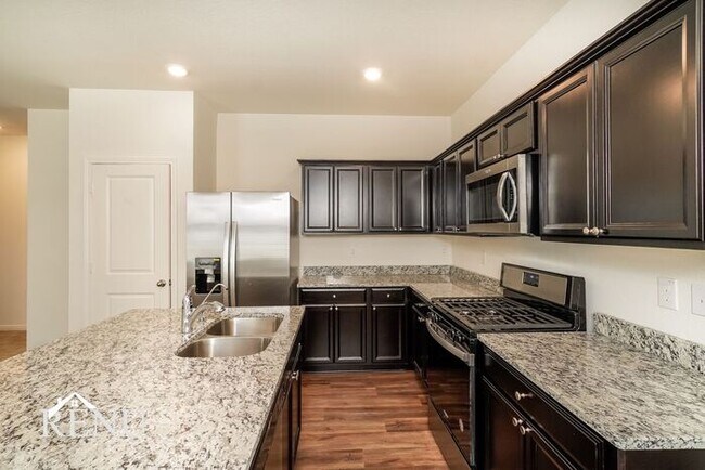 Foto del edificio - 5026 Firefly Hls