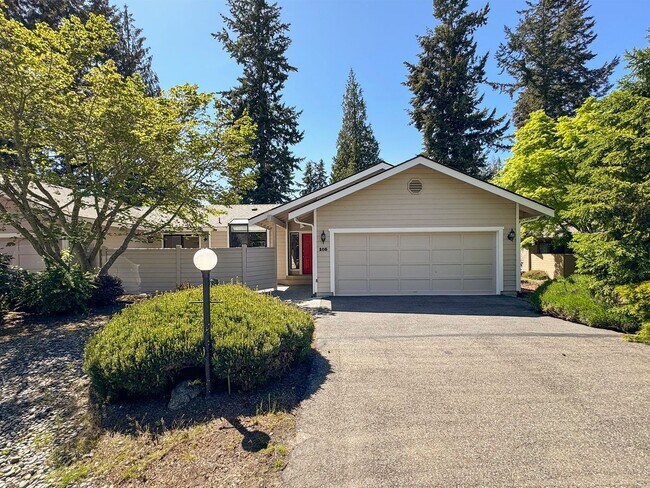 Building Photo - Sunland Condo for Lease