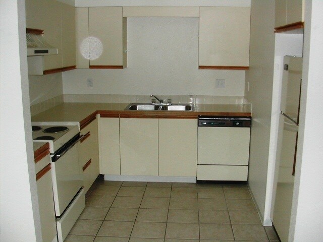 Foto del edificio - 5520 Stonewall Pl