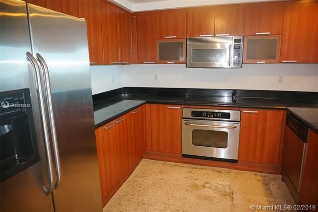 Foto del edificio - 15051  Royal Oaks Ln  1402