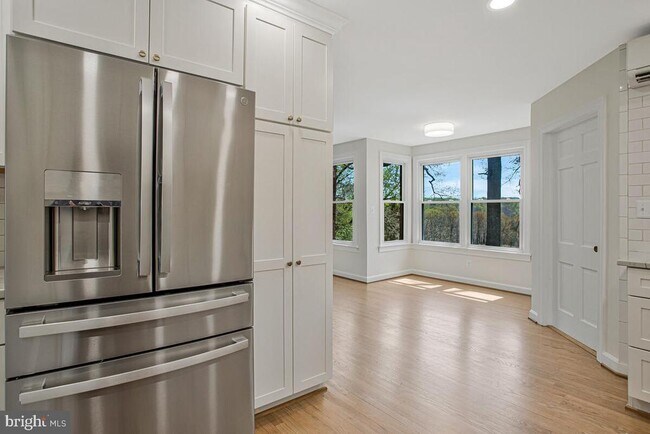 Foto del edificio - 9685 Howes Rd