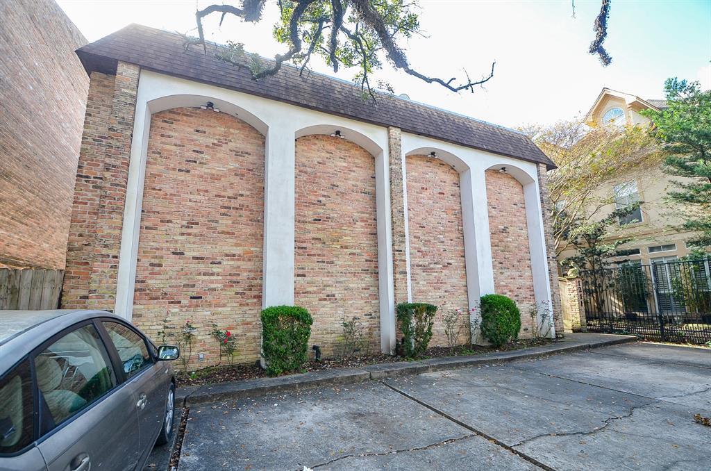 Primary Photo - 1211 Miramar St
