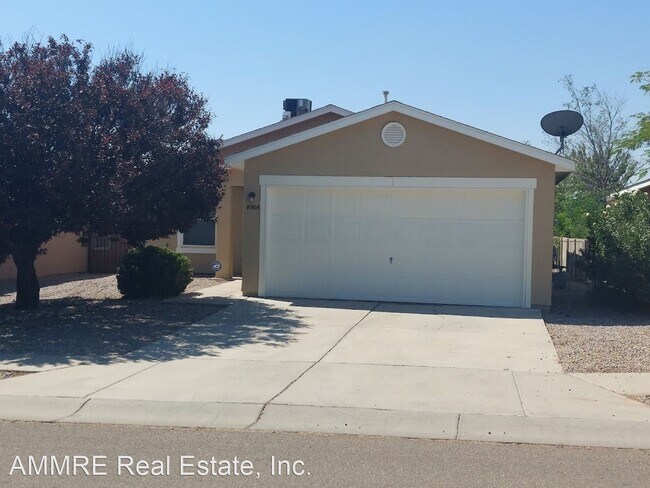 Building Photo - 3 br, 2 bath House - 8508 Mesa Camino Ave ...