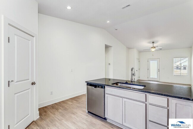 Foto del edificio - 1735 - 1737 S. Hickory Creek Ct.