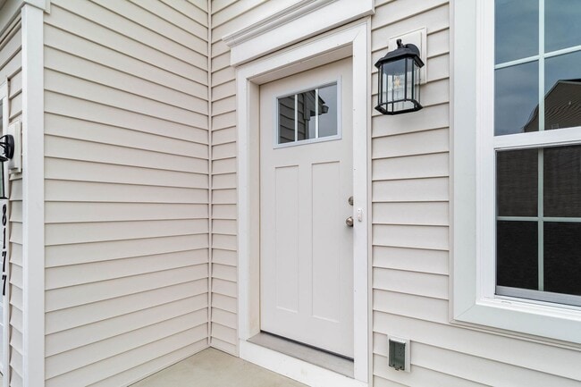 Building Photo - 8177 Haley Ct