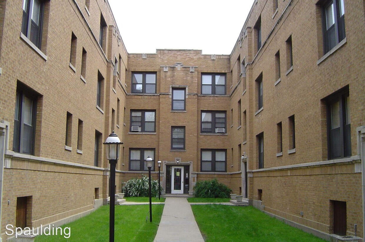Primary Photo - 2631 N Spaulding Ave